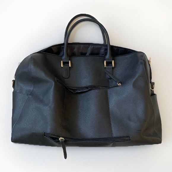 Black carry on duffle bag attaches to suitcase classic minimalist quiet luxury - Picture 2 of 7